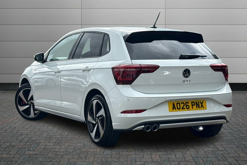 Volkswagen Polo 2.0 Tsi Gti Hatchback Dsg 207 Ps White #3