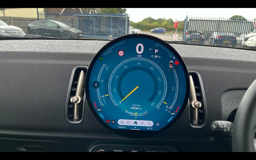Mini Countryman U25 Mini E Blue #9