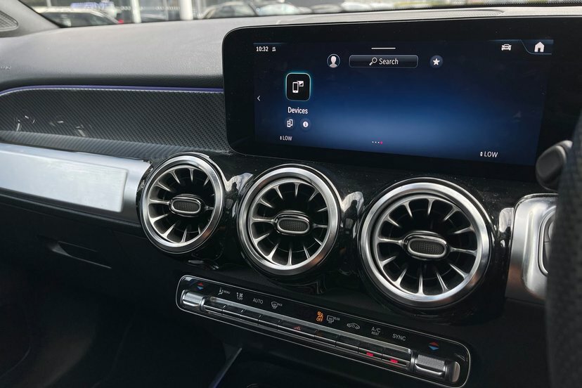 Mercedes-Benz GLB Class Suv Grey #15