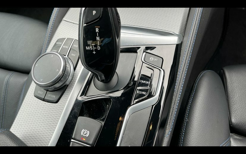 BMW 5 Series White #19
