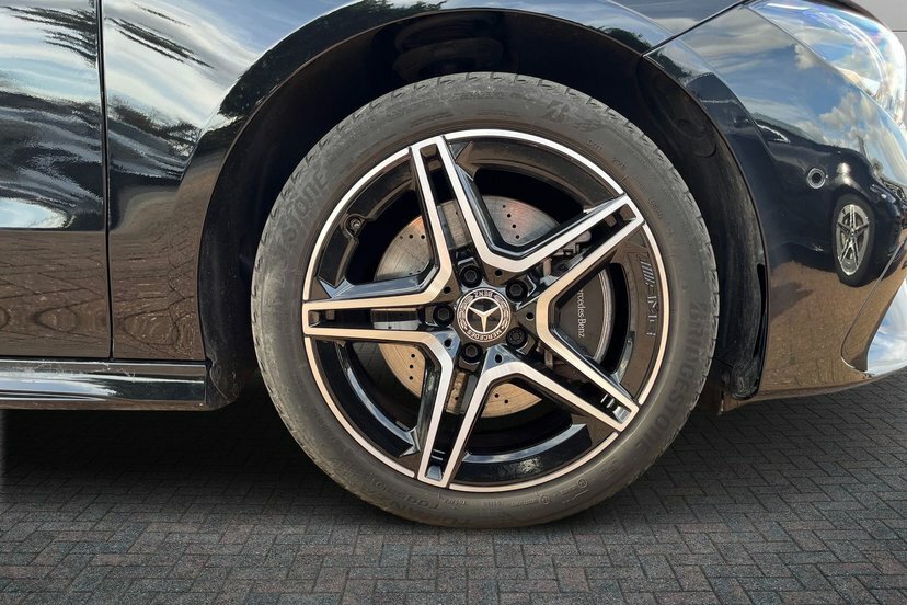 Mercedes-Benz CLA Class 1.3 Cla250e 15.6Kwh Amg Line Executive Coupe Black #4