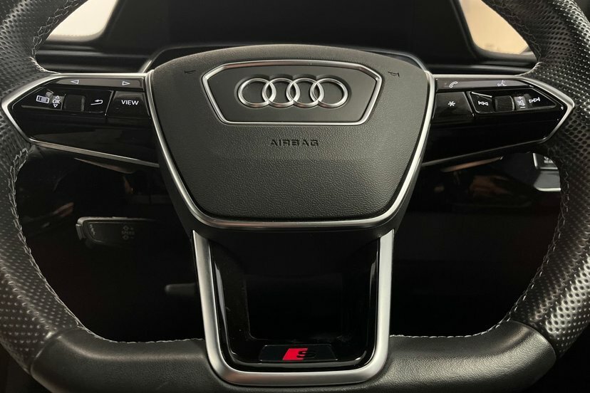 Audi E-tron Quattro Black Edition 403 Bhp Black #20