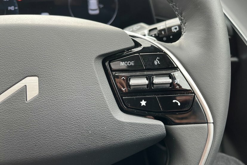 Kia Niro 4 Black #15