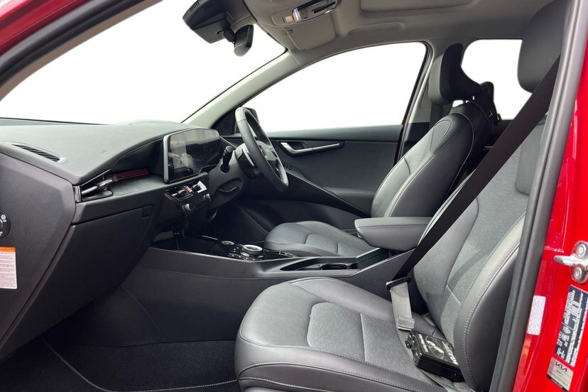 Kia Niro 1.6H Gdi 4 Suv Hybrid Dct 127 Bhp Red #2