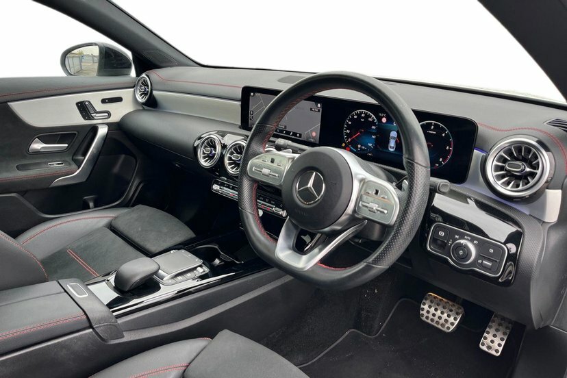 Mercedes-Benz CLA Class 2.0 Cla220d Amg Line Night Edition Premium Plus White #5