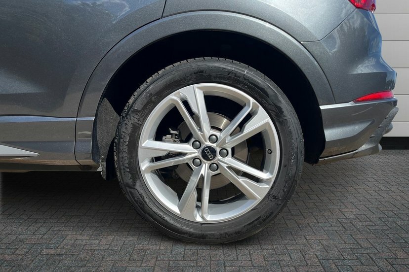 Audi Q3 2.0 Tfsi 40 S Line Suv S Tronic Quattro Grey #5