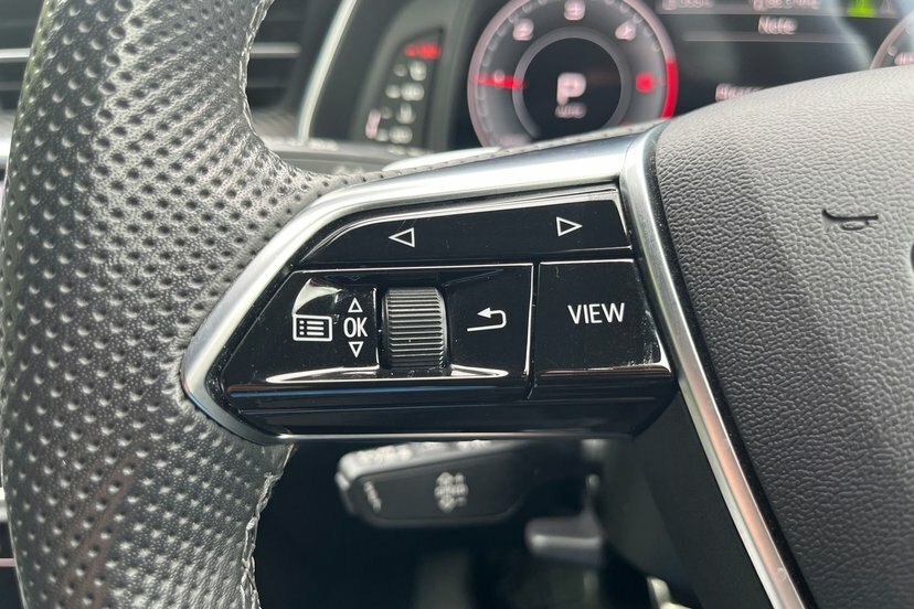 Audi A6 Avant S Line Black #14