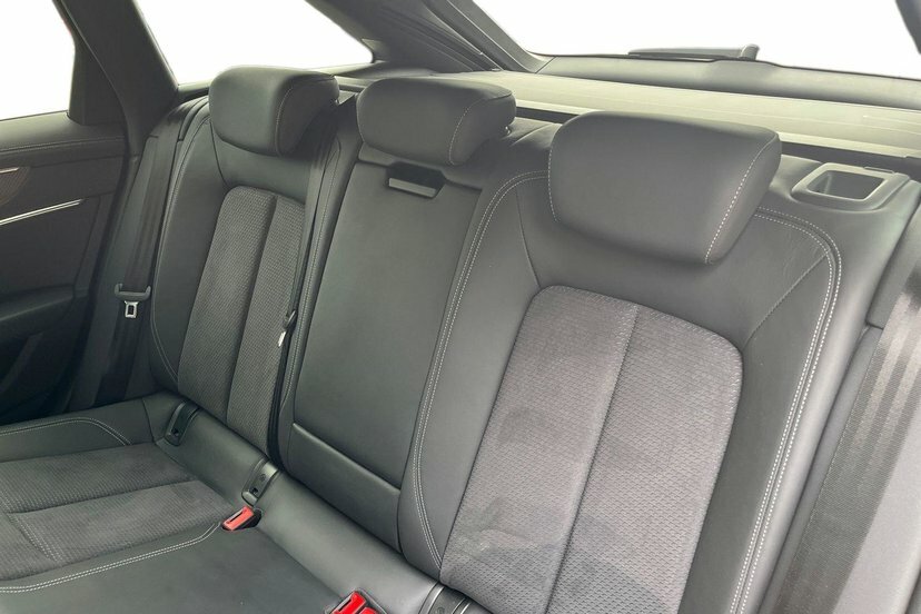 Audi A6 Avant S Line Black #8