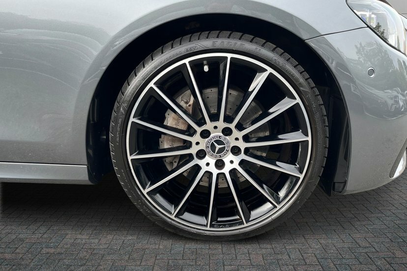 Mercedes-Benz E Class 2.0 E220d Amg Line Night Edition Premium Plus Sa Grey #3