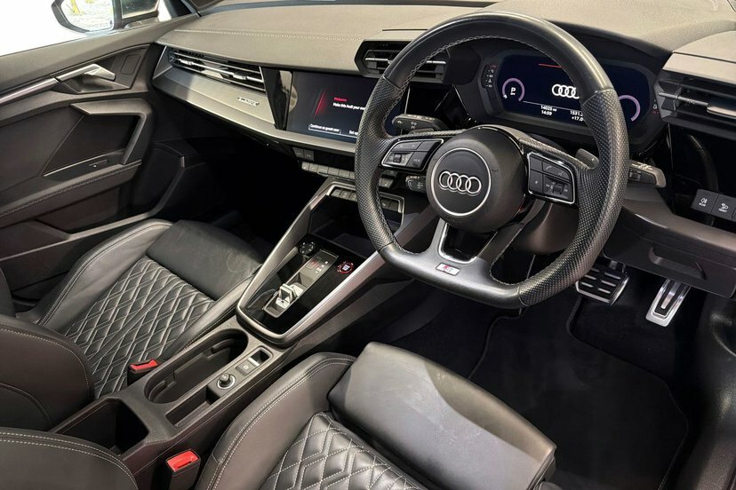 Audi S3 2.0 Tfsi Sportback S Tronic Quattro 31 Red #6