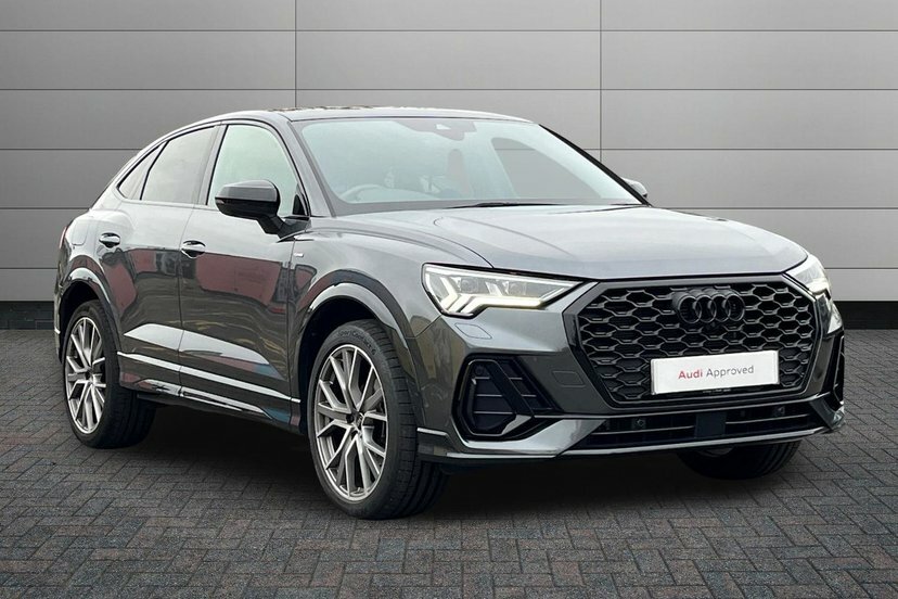 Audi Q3 1.5 Tfsi Cod 35 Black Edition Sportback Grey