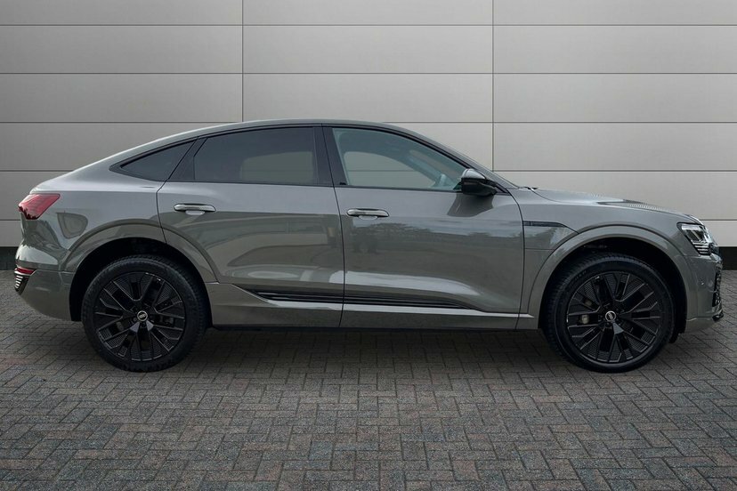 Audi Q8 e tron 55 Black Edition Sportback Quatt Grey #4