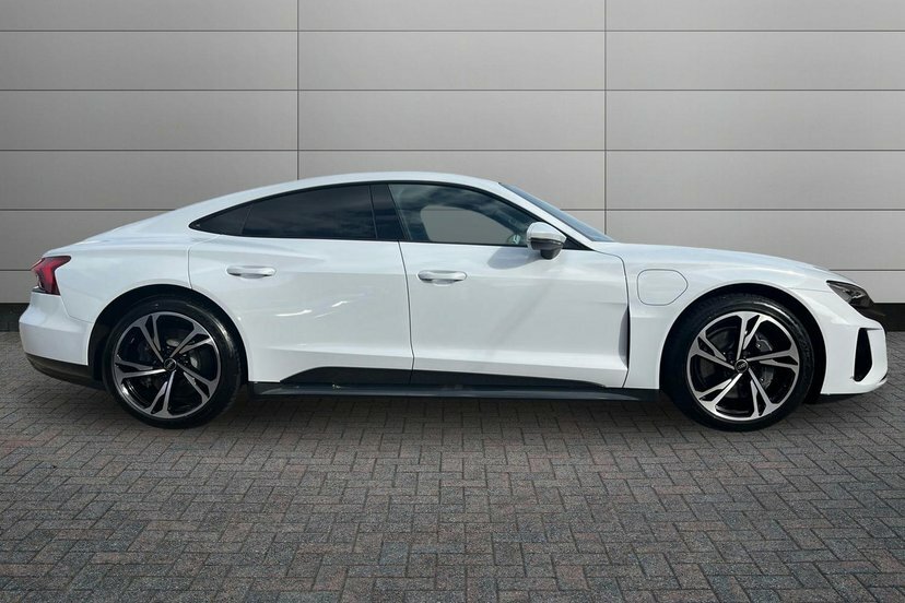 Audi E Tron GT 93.4Kwh Saloon Quattro 476 Ps Grey #4