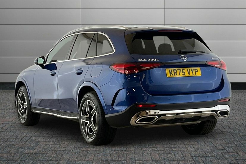 Mercedes-Benz GLC Class Glc 300E 4Matic Amg Line Blue #2