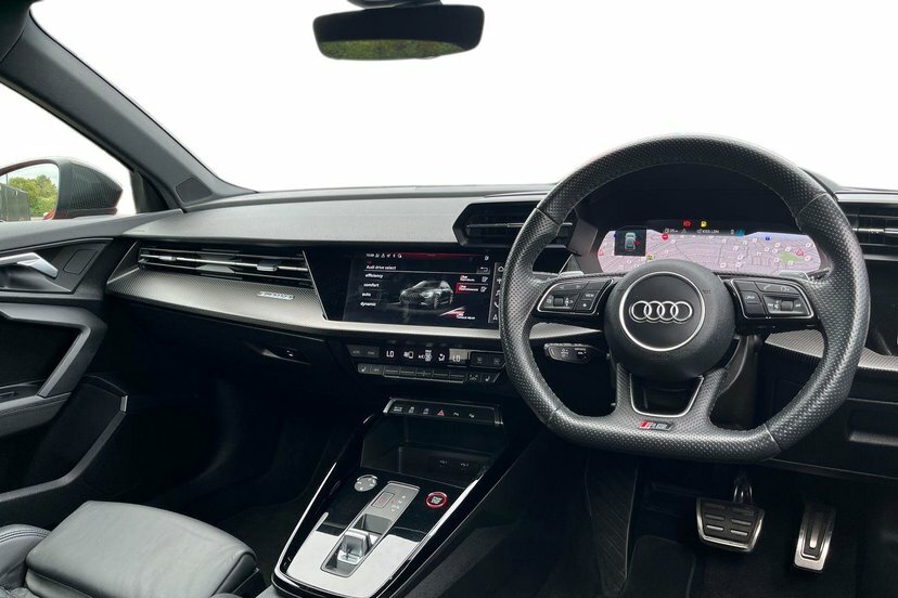 Audi RS3 2.5 Tfsi Carbon Black Sportback S Troni Red #6