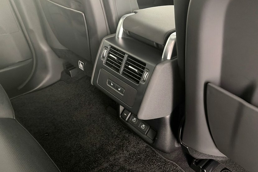 Land Rover Discovery Dynamic Hse Grey #18