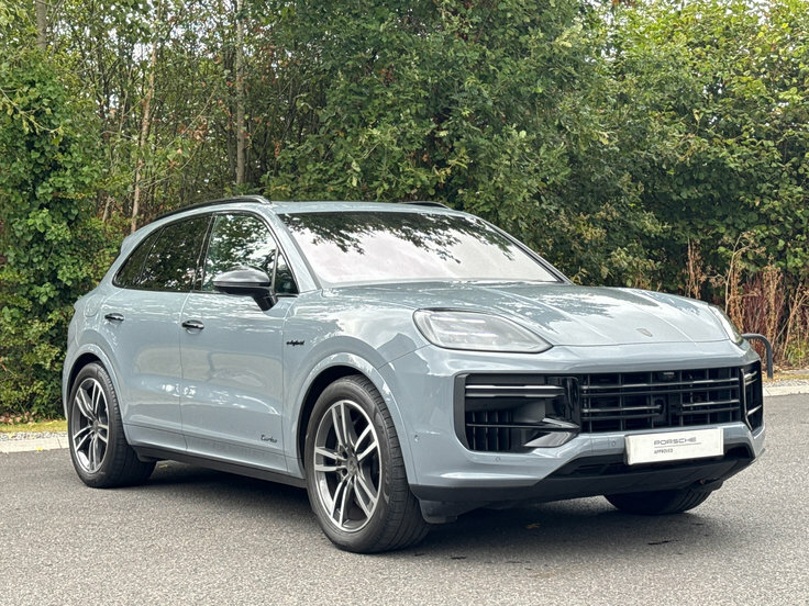 Porsche Cayenne E-hybrid Black Edition 2025 #26