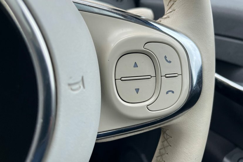 Fiat 500 S White #25