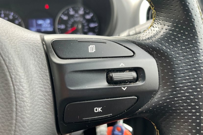 Kia Picanto 1.0 1 66 - Blue #23
