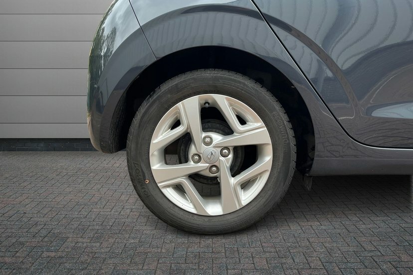 Hyundai I10 1.2 Se Connect Hatchback 84 Ps Grey #5