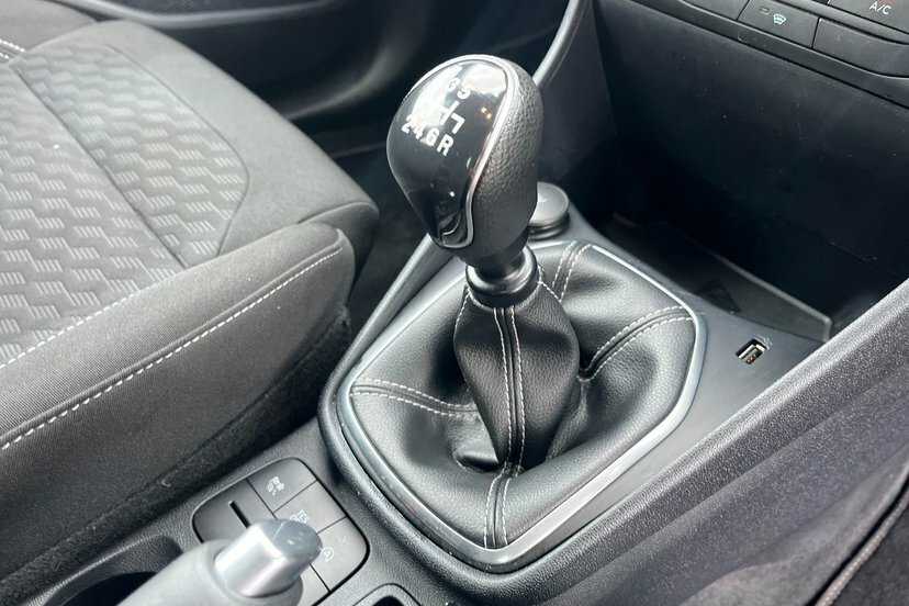 Ford Fiesta 1.0 Ecoboost Titanium Black #8