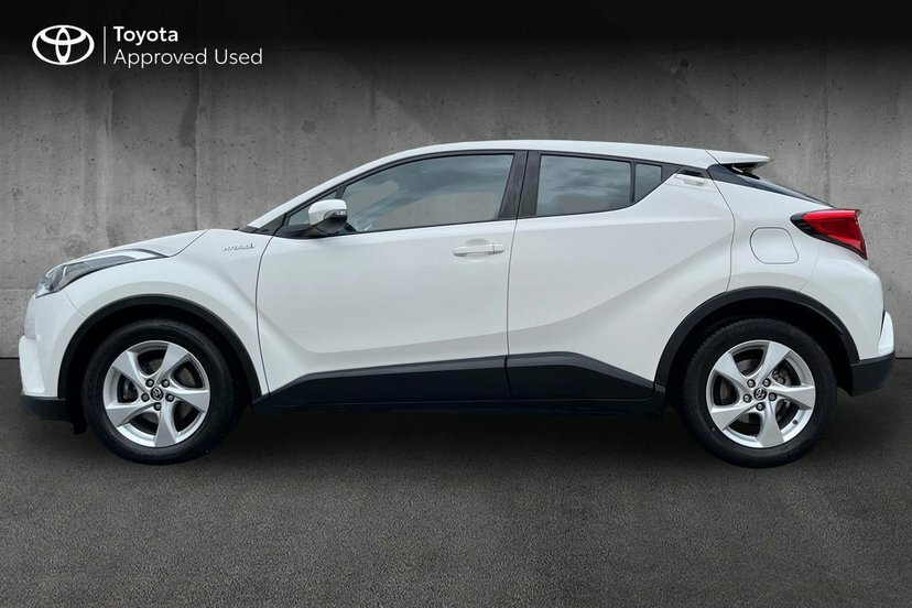 Toyota C-Hr Dynamic Silver #17