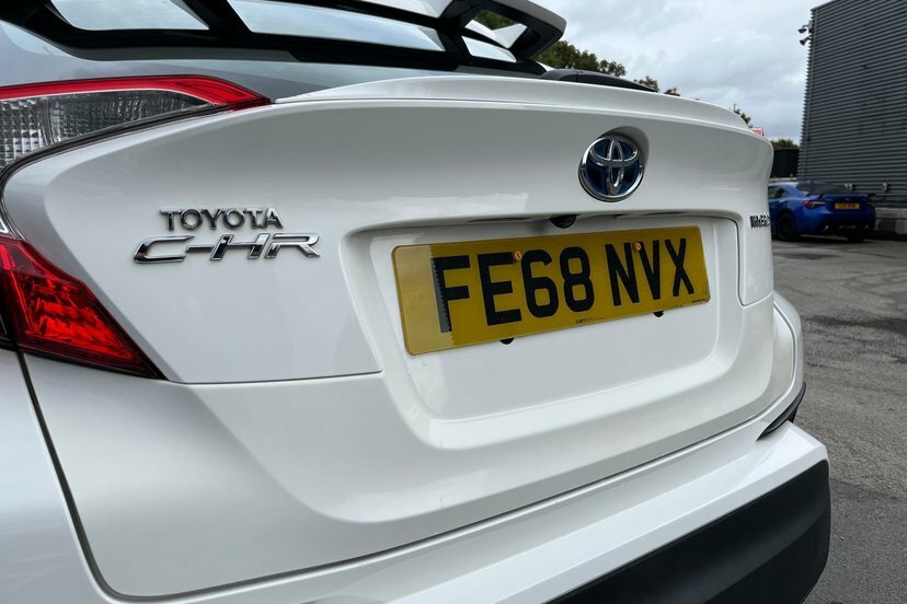 Toyota C-Hr Dynamic Silver #27