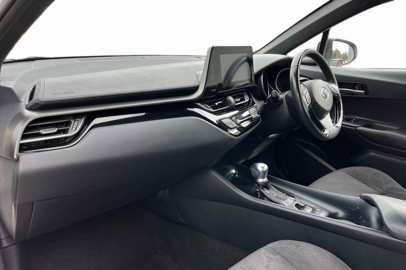 Toyota C-Hr Dynamic Silver #10
