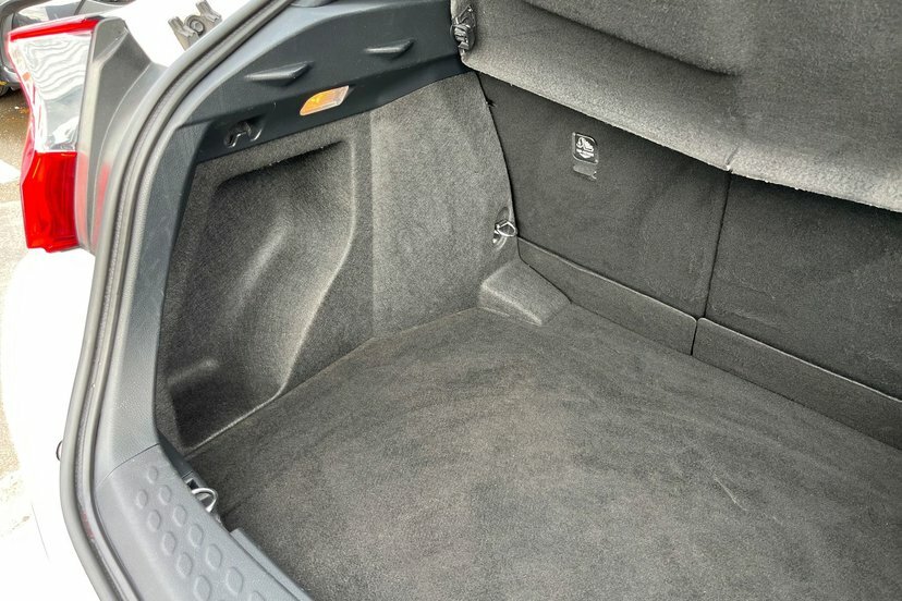 Toyota C-Hr Dynamic Silver #25