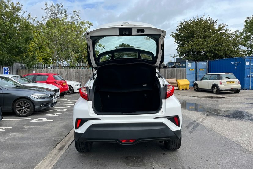 Toyota C-Hr Dynamic Silver #23