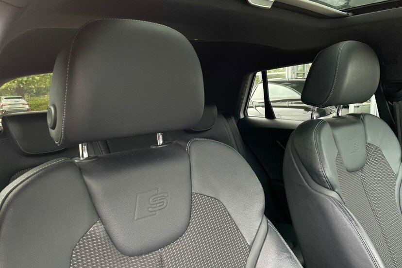 Audi Q2 1L Sport Grey #20
