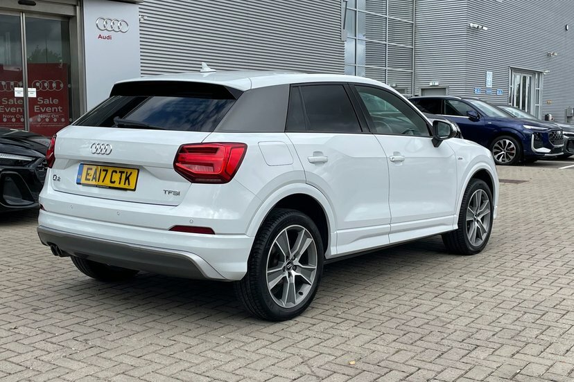 Audi Q2 1L Sport Grey #13