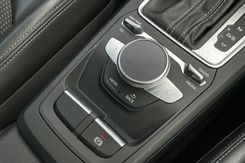 Audi Q2 1L Sport Grey #30