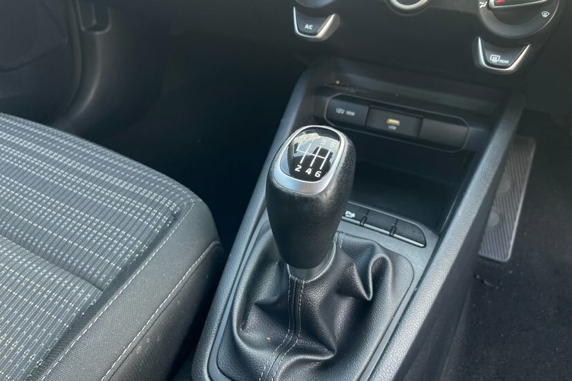 Kia Stonic Gt-line S Grey #7