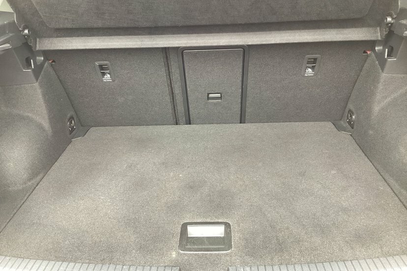 Volkswagen T-Roc Active Grey #9