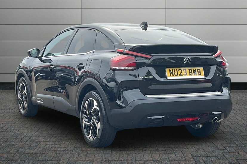 Citroen C4 1.5 Bluehdi Shine Plus Hatchback Eat8 Black #3
