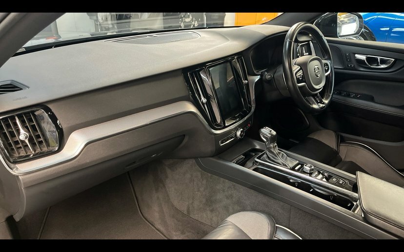 Volvo S60 R-design Plus White #7
