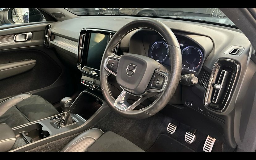 Volvo XC40 1.5 T3 R-design Pro Suv 163 Ps Grey #6