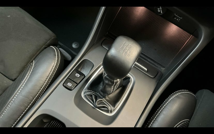 Volvo XC40 Suv Black #10