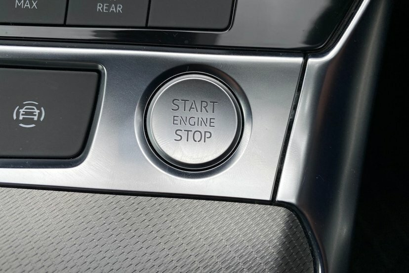 Audi A6 Saloon S Line White #26