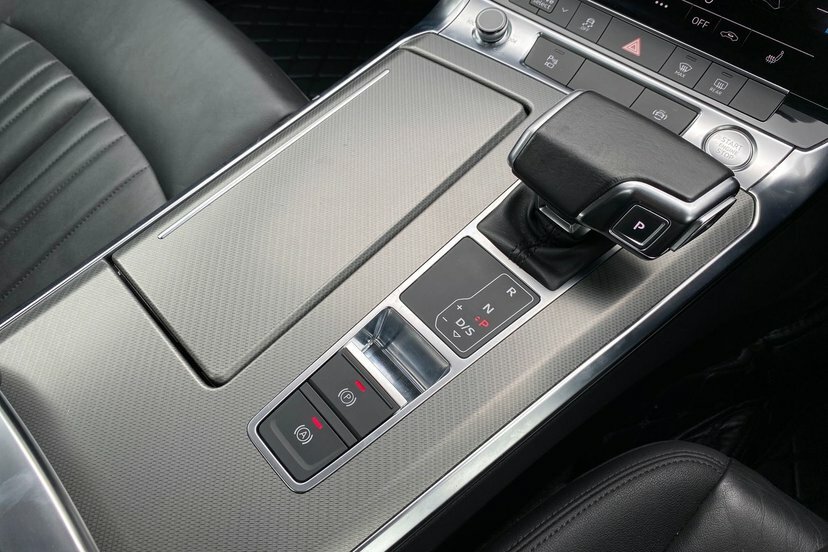 Audi A6 Saloon S Line White #25