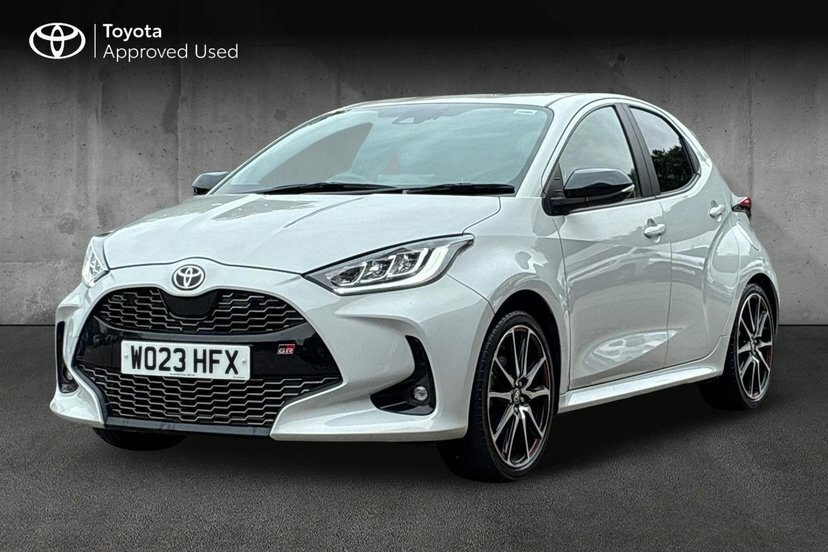 Toyota Yaris 1.5 Vvt-h Gr Sport Hatchback Hybrid E-c Grey #3