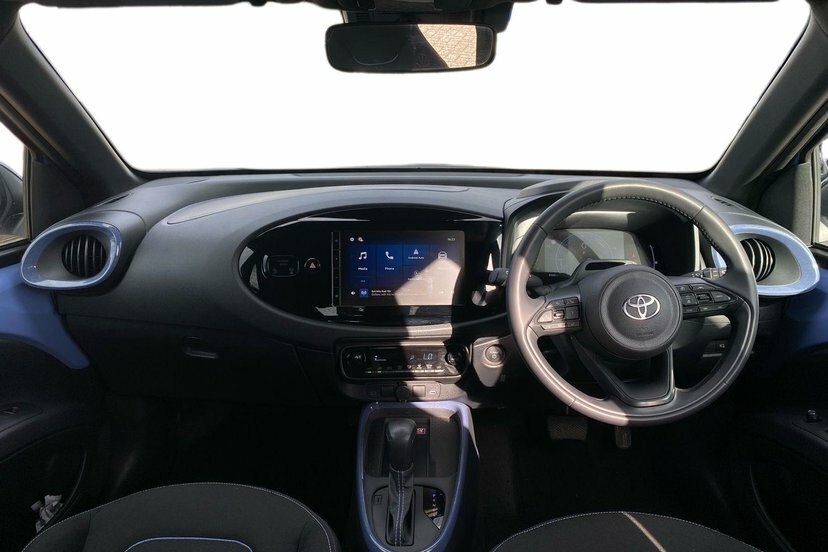 Toyota Aygo X 1.5H 49Kwh Design Hatchback Hybrid Cvt Blue #5