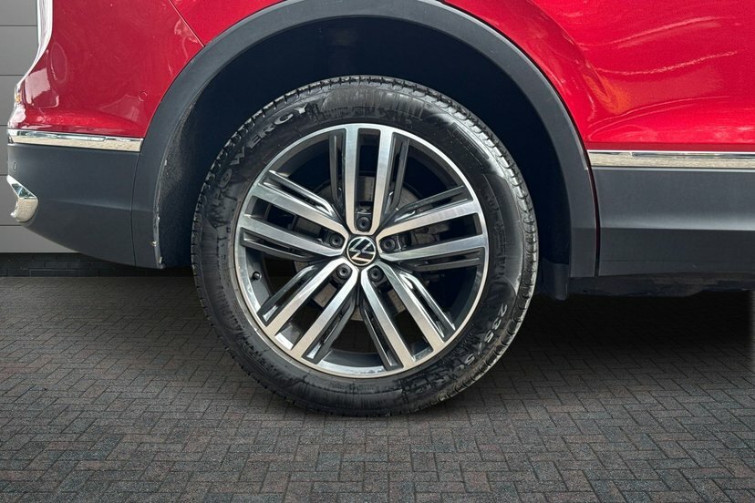 Volkswagen Tiguan 1.4 Tsi 13Kwh Elegance Suv Plug-in Hybr Red #5