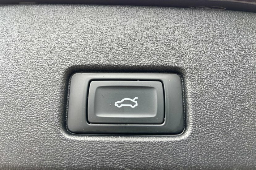Audi Q4 E Tron 40 S Line 82Kwh Grey #24