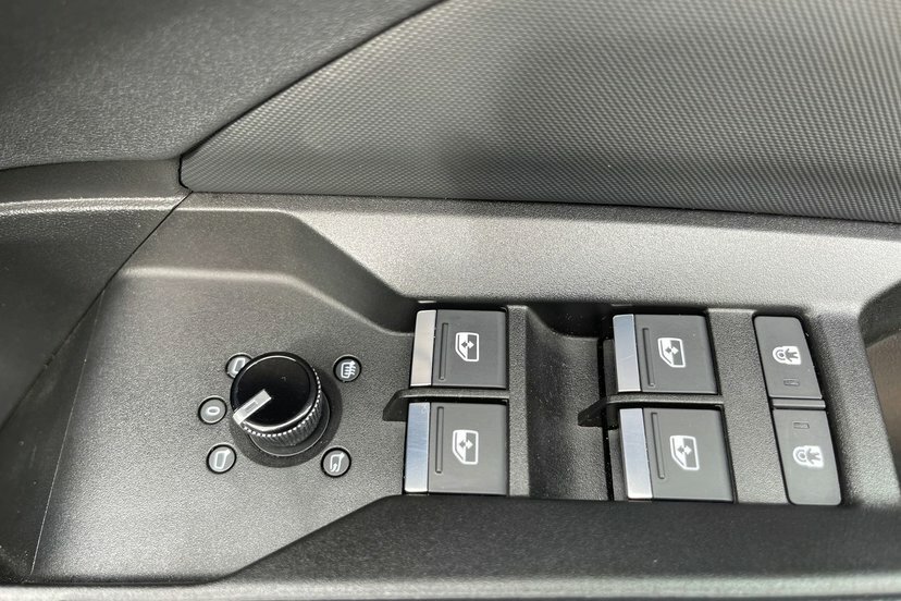 Audi Q4 E Tron 40 S Line 82Kwh Grey #25