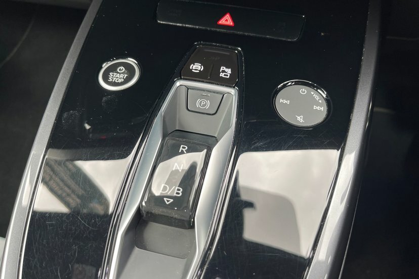 Audi Q4 E Tron 40 S Line 82Kwh Grey #8