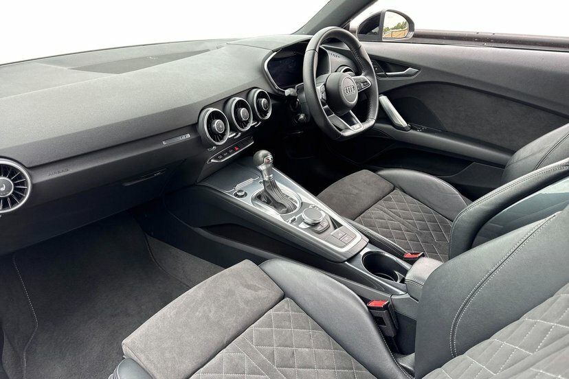 Audi TT 2.0 Tfsi 40 Black Edition Coupe S Troni Grey #2