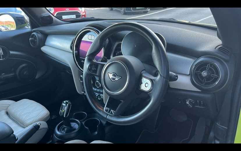 Mini Convertible 2.0 Cooper S Exclusive Convertible Step Yellow #6