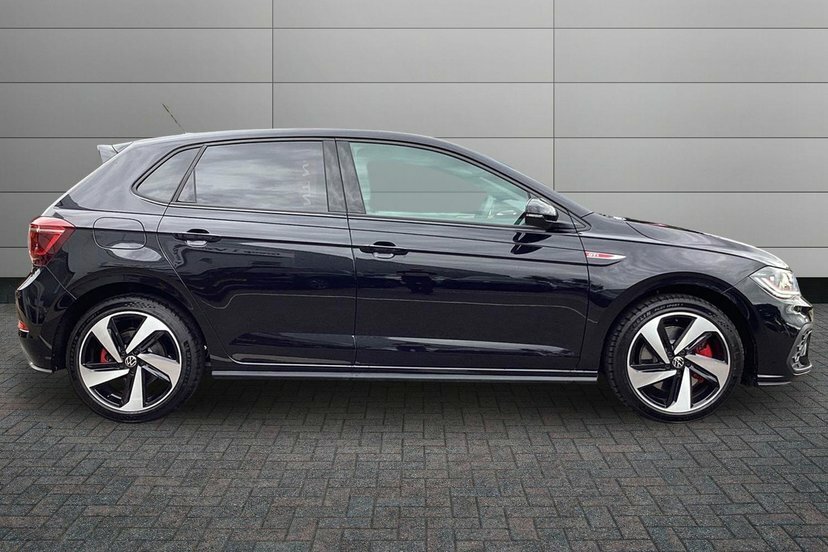 Volkswagen Polo 2.0 Tsi Gti Hatchback Dsg 207 Ps Black #4